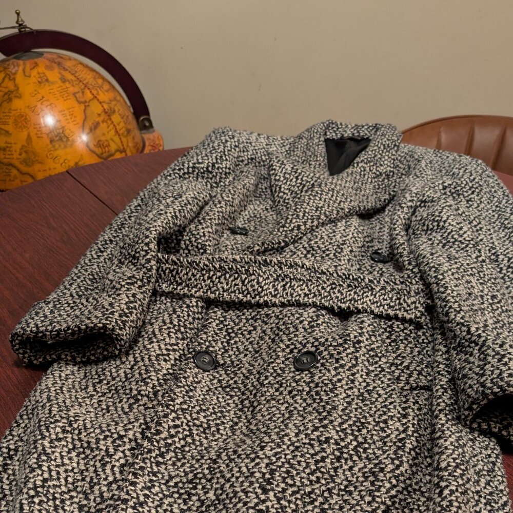 American Male | Chic Tweed Button-Up Long Coat size 40